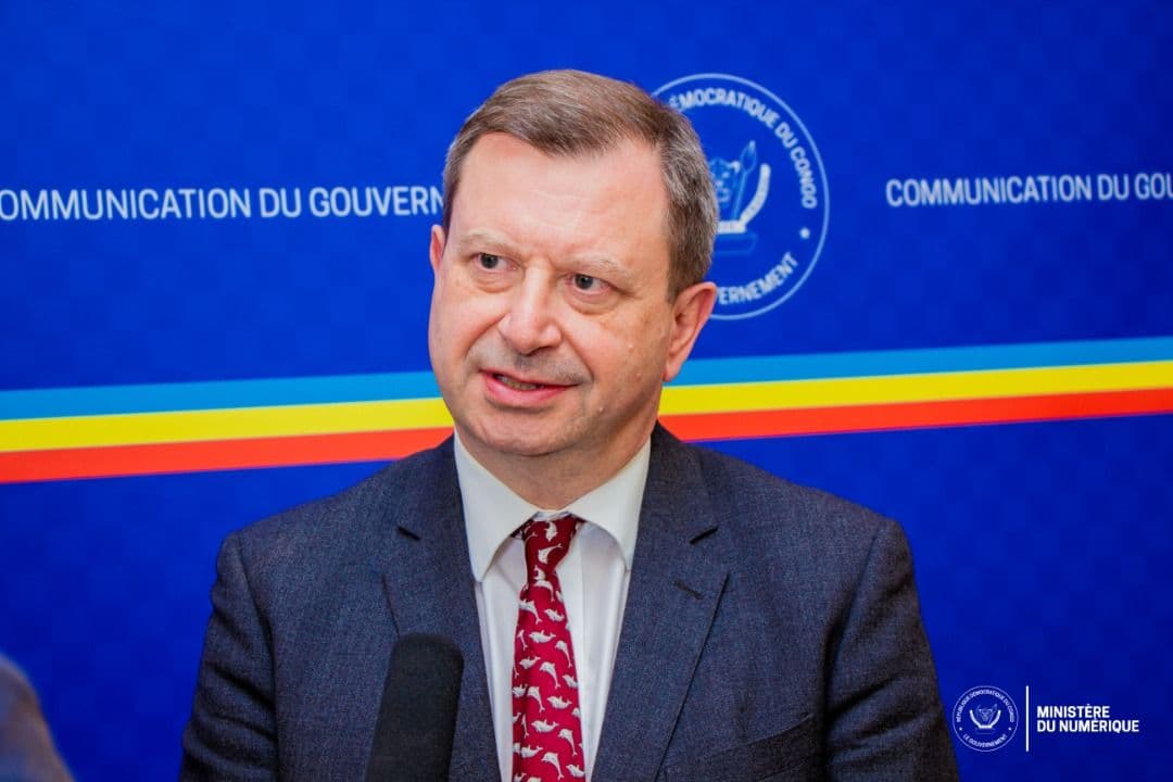 Paul Arkwright encourage les entreprises britanniques à investir en RDC